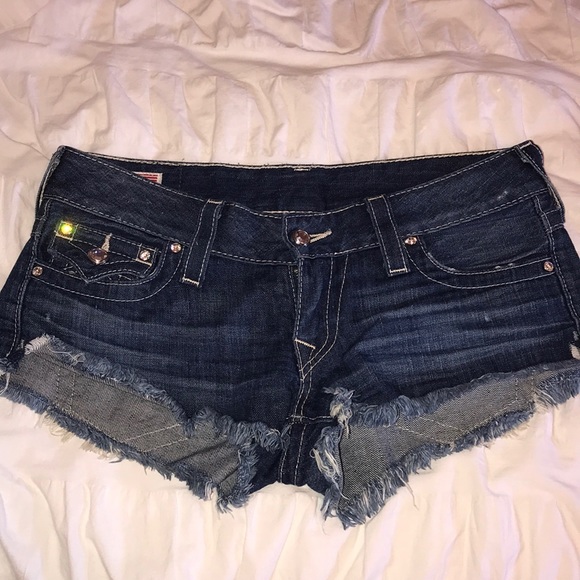 True Religion Joey Cut-Off Shorts - Picture 3 of 4